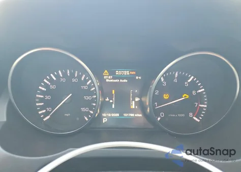 2012 Land Rover Range Rover Evoque Pure Premium z USA, uszkodzony, nr VIN SALVR2BG2CH677485